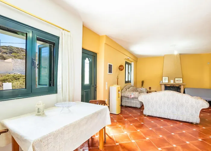 Appartamento Sunny Hillside Escape Menetaí